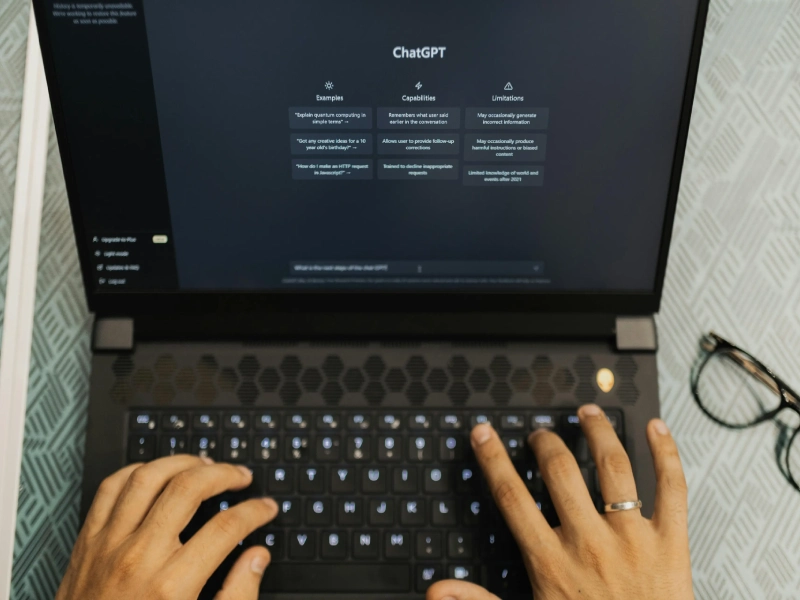 تحلیل‌گر داده و مشاور کسب‌وکار شما با چت جی بی تی